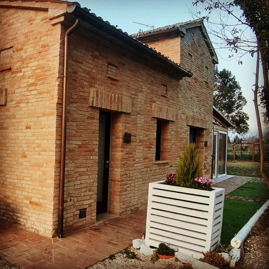 B&B Il Fienile Del Borgo Йези Екстериор снимка